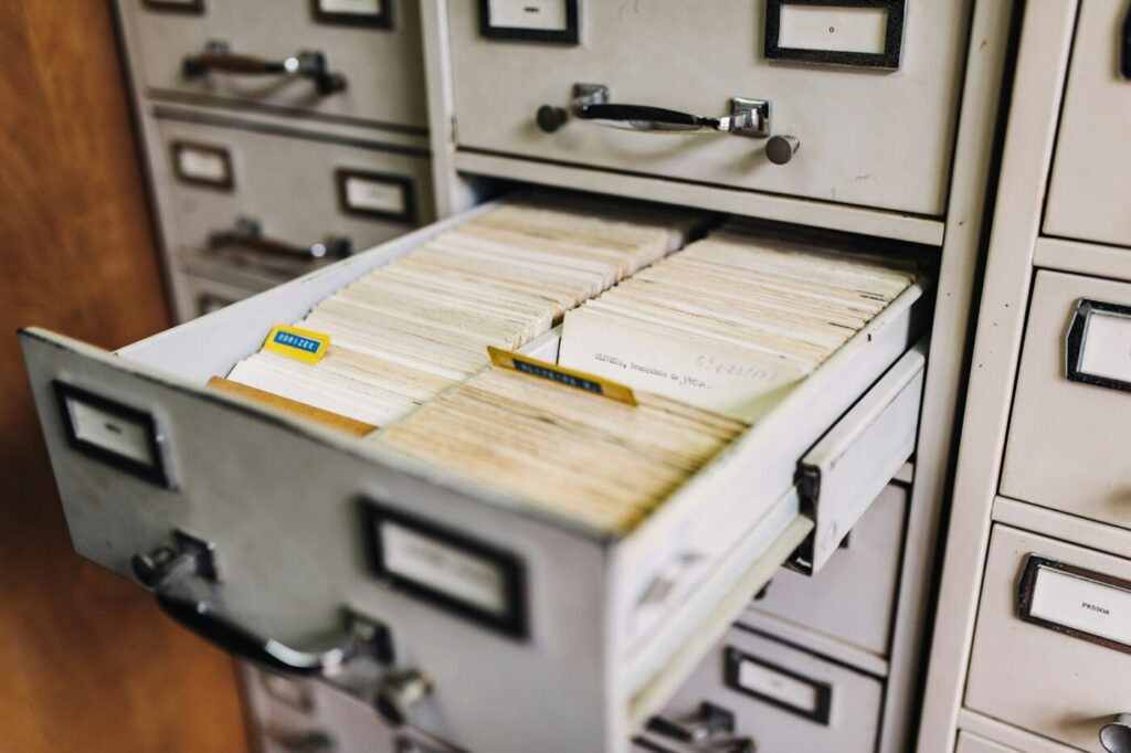 File cabinet representing compressed archives on Windows
