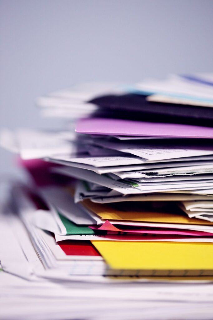Pile of documents compressed into a single archive with free software